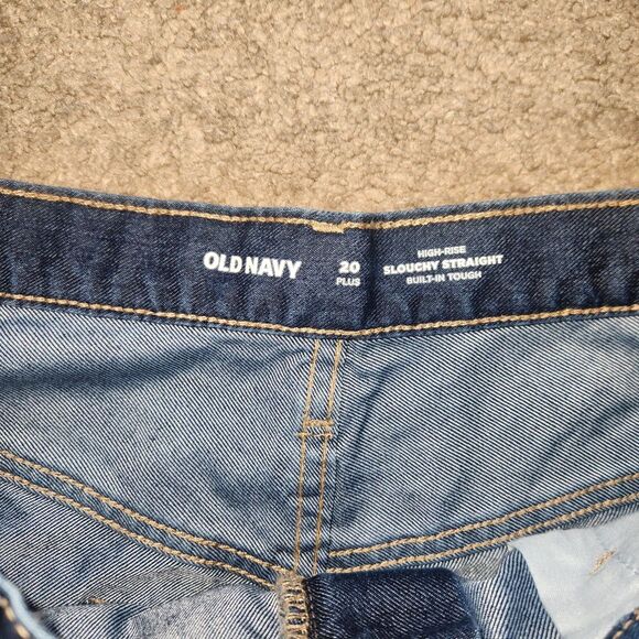 NWT Old Navy Plus Size Womens Jeans Size 20 Slouchy Straight Button High Rise - Picture 3 of 7